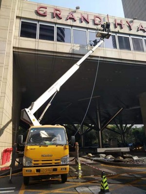 東莞車載式22米高空車租賃服務 即時預定，即刻出車，吊籃出租全程無憂